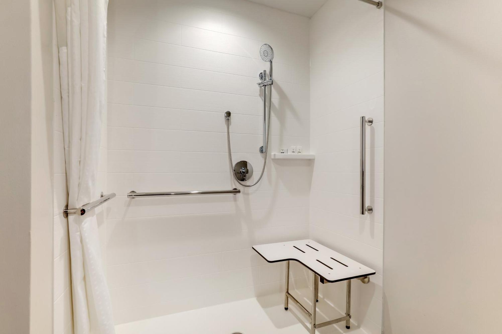 Holiday Inn Express Holly Springs - Raleigh Area By Ihg Exterior foto
