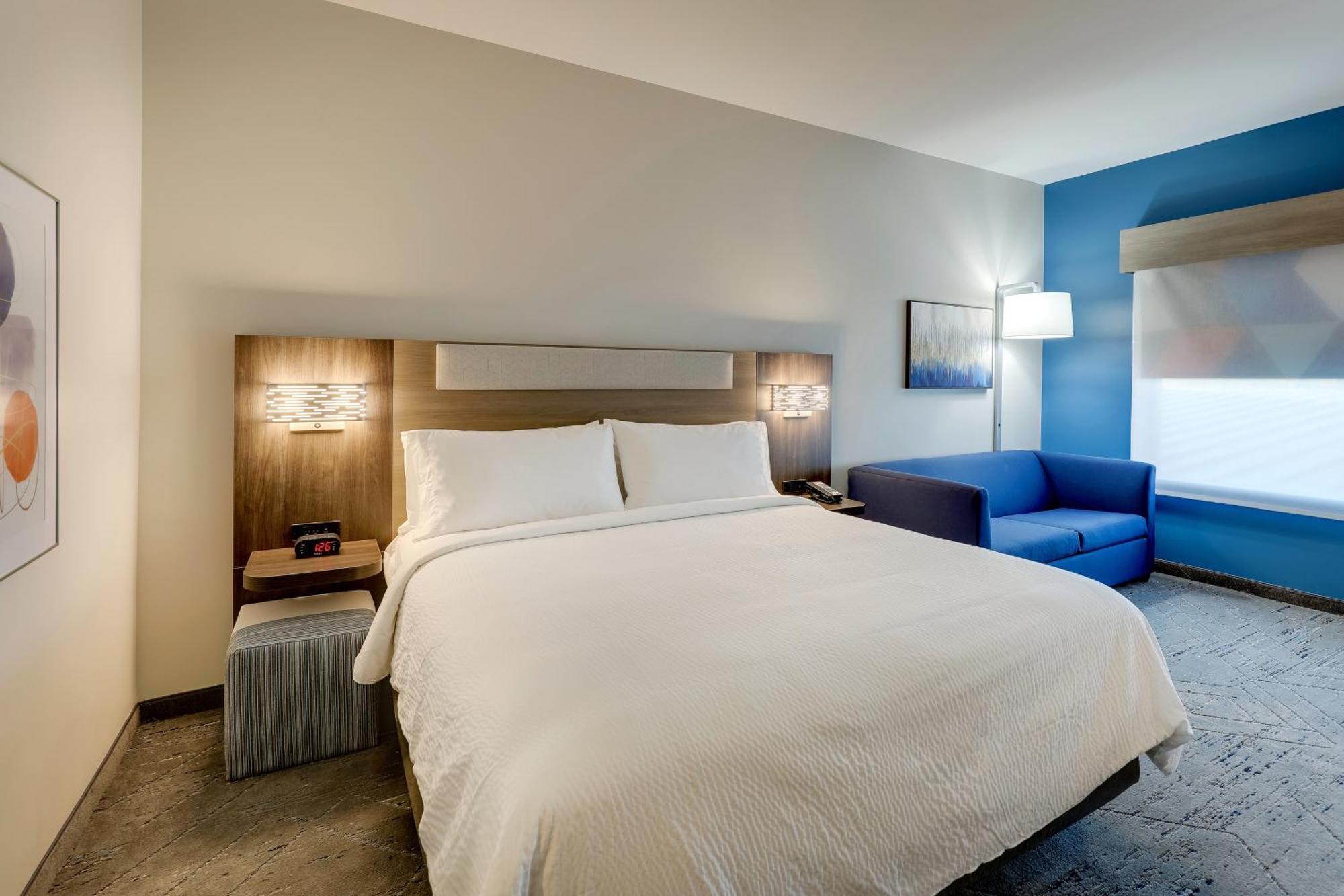 Holiday Inn Express Holly Springs - Raleigh Area By Ihg Exterior foto