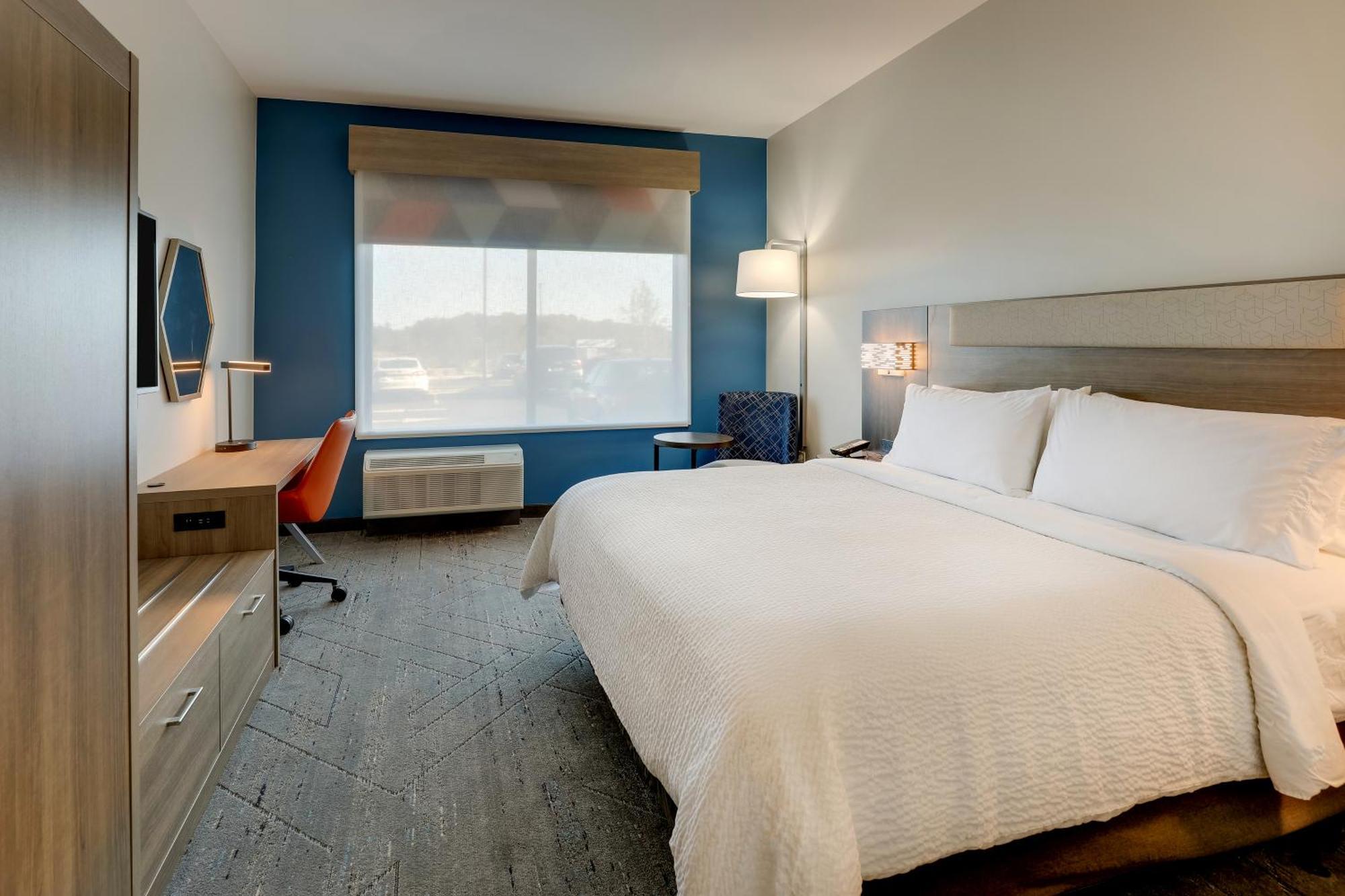 Holiday Inn Express Holly Springs - Raleigh Area By Ihg Exterior foto